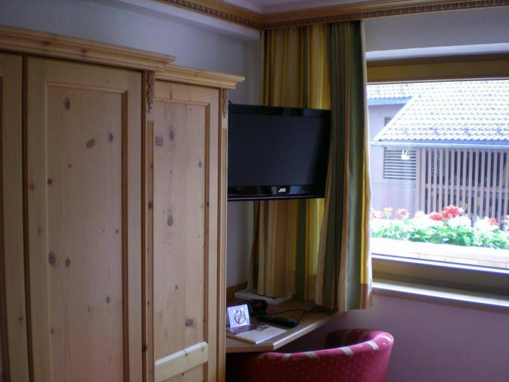 Landhotel Denggerhof 메이른호픈 외부 사진